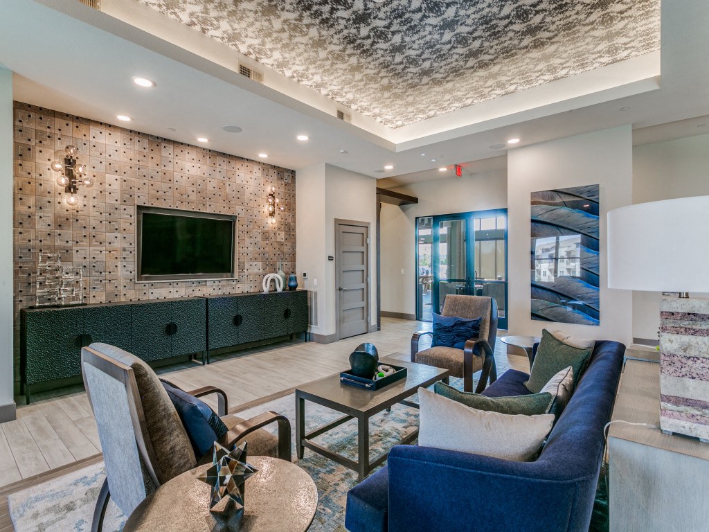 Resident lounge with cozy seating